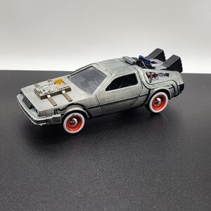 Back to the Future 3 DeLorean DMC Time Machine 1990 Movie Diecast 5.25''1:32